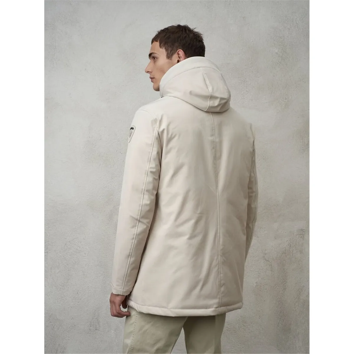 23WBLUK03053-005553 PARKA hombre