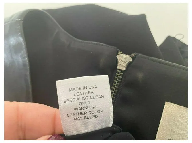 Autre Marque Vestido Mason de cuero con canesú Negro Blanco 