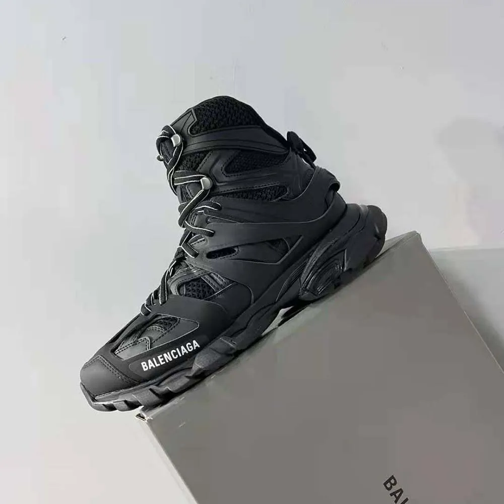 Balenciaga Zapatilla Track Hike para Mujer en Malla Negra y Nylon