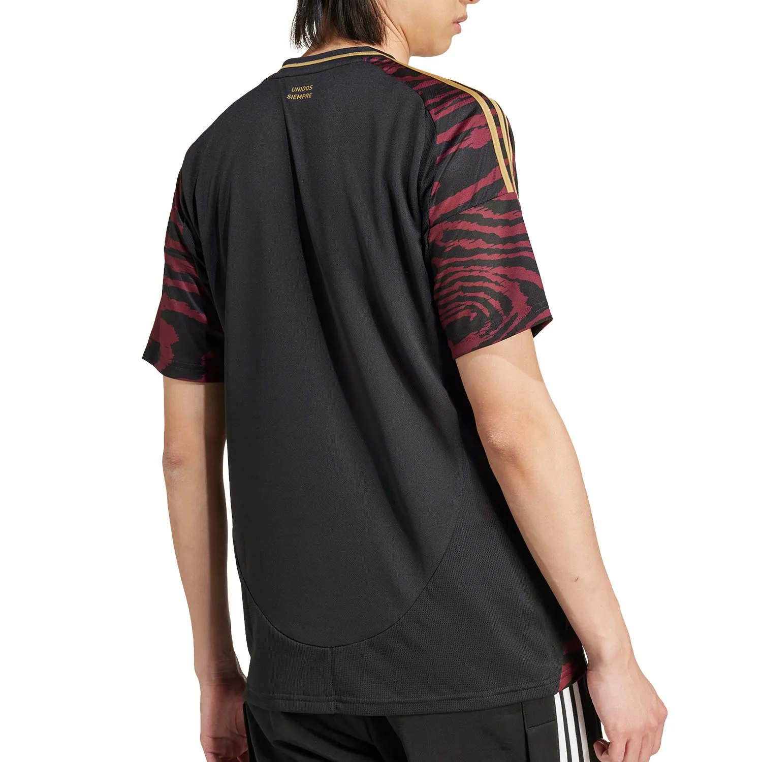 Camiseta adidas 2a Perú 2024