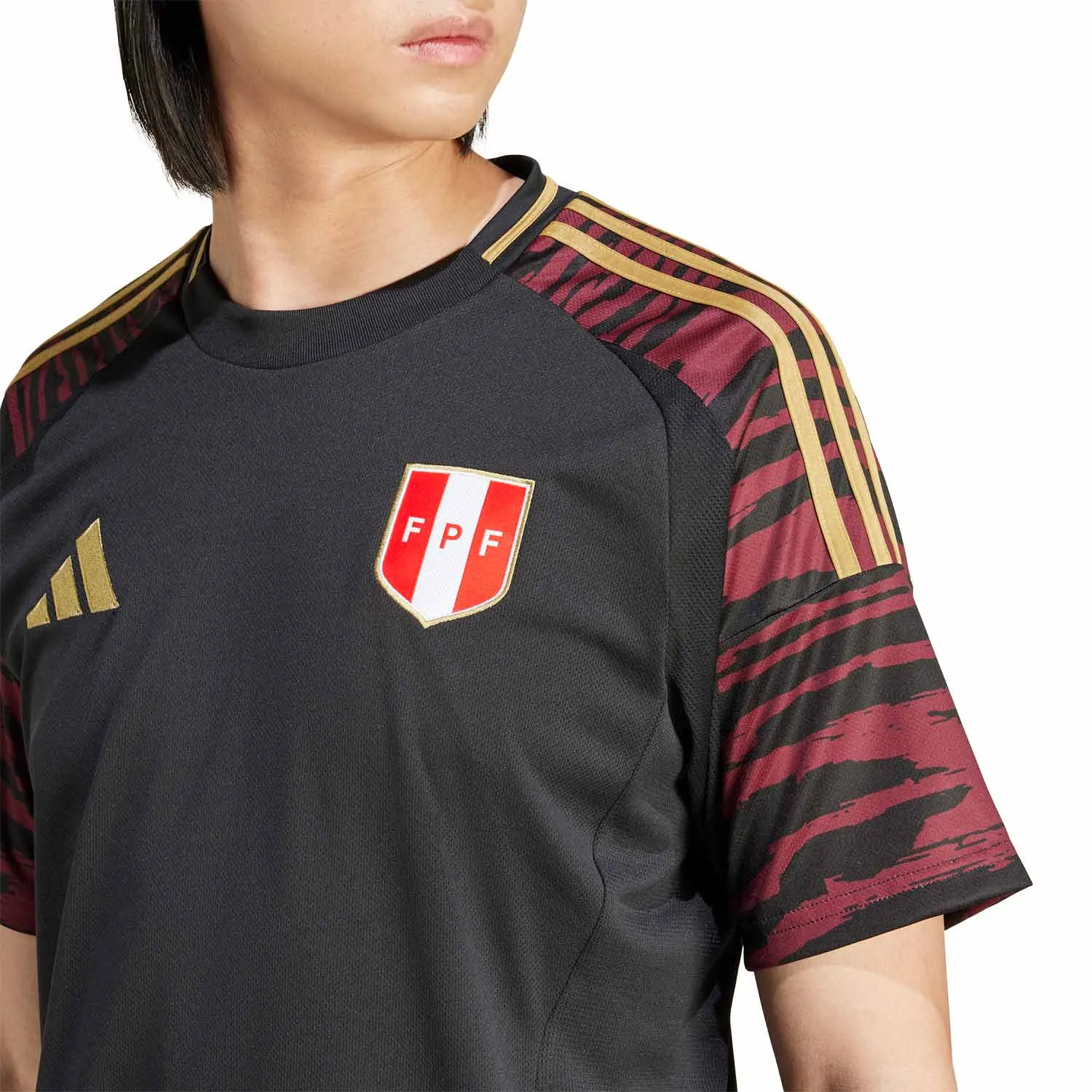 Camiseta adidas 2a Perú 2024