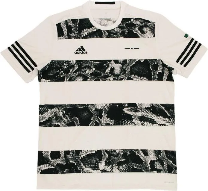 Camiseta adidas ufb graphic tee