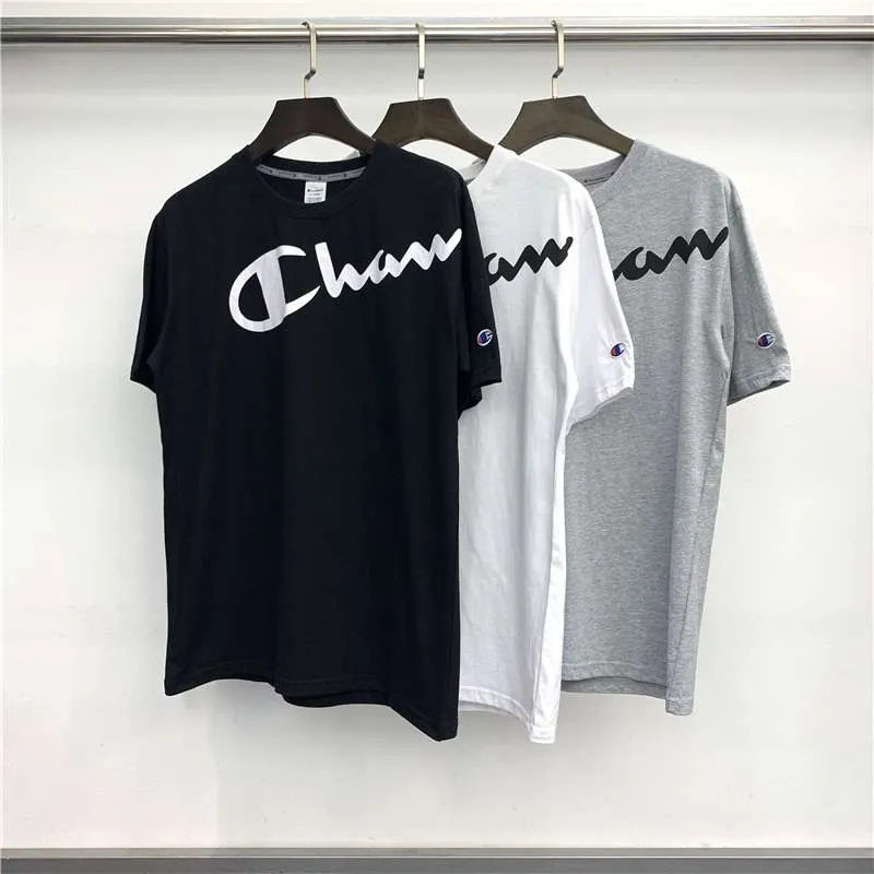 Camiseta Champion «Classic»