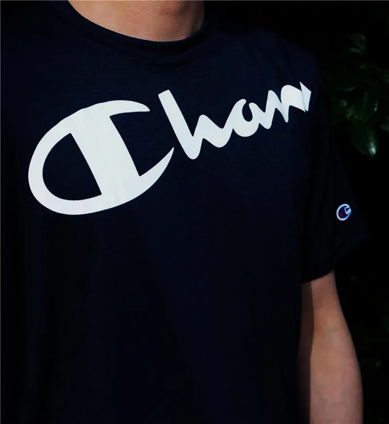 Camiseta Champion «Classic»