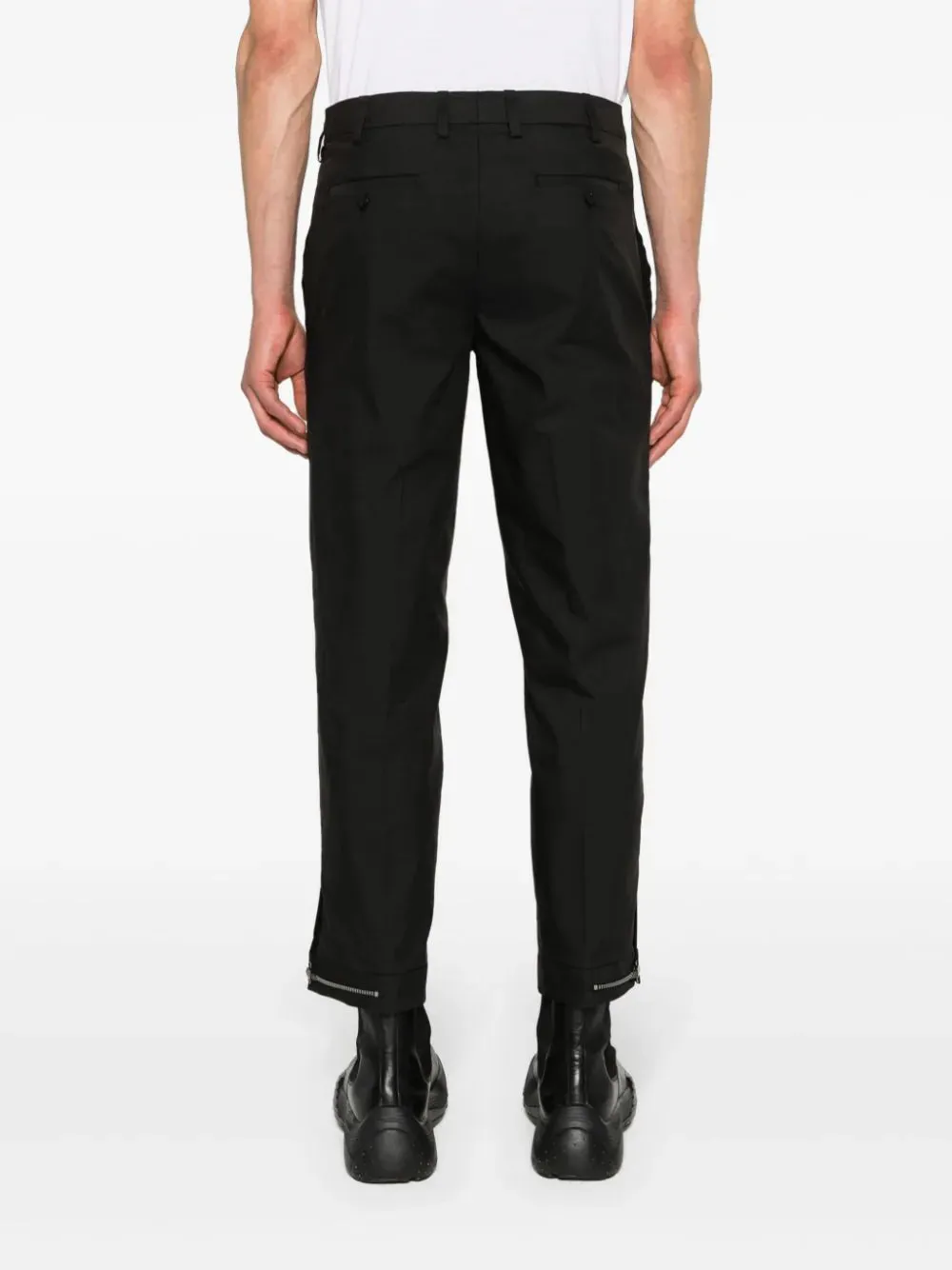 CHINO TAPERED LEG NEGRO