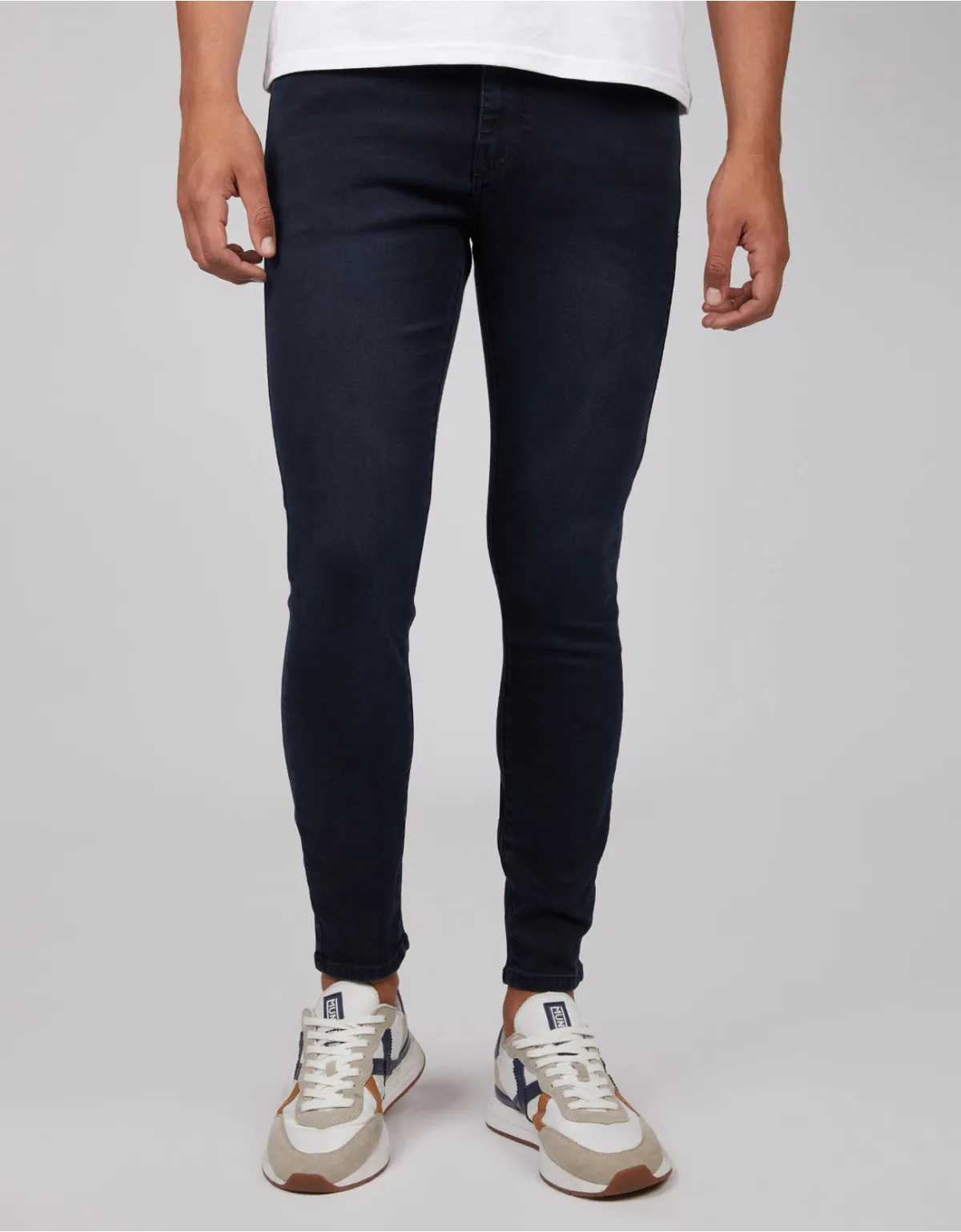 Jean ultra skinny negro