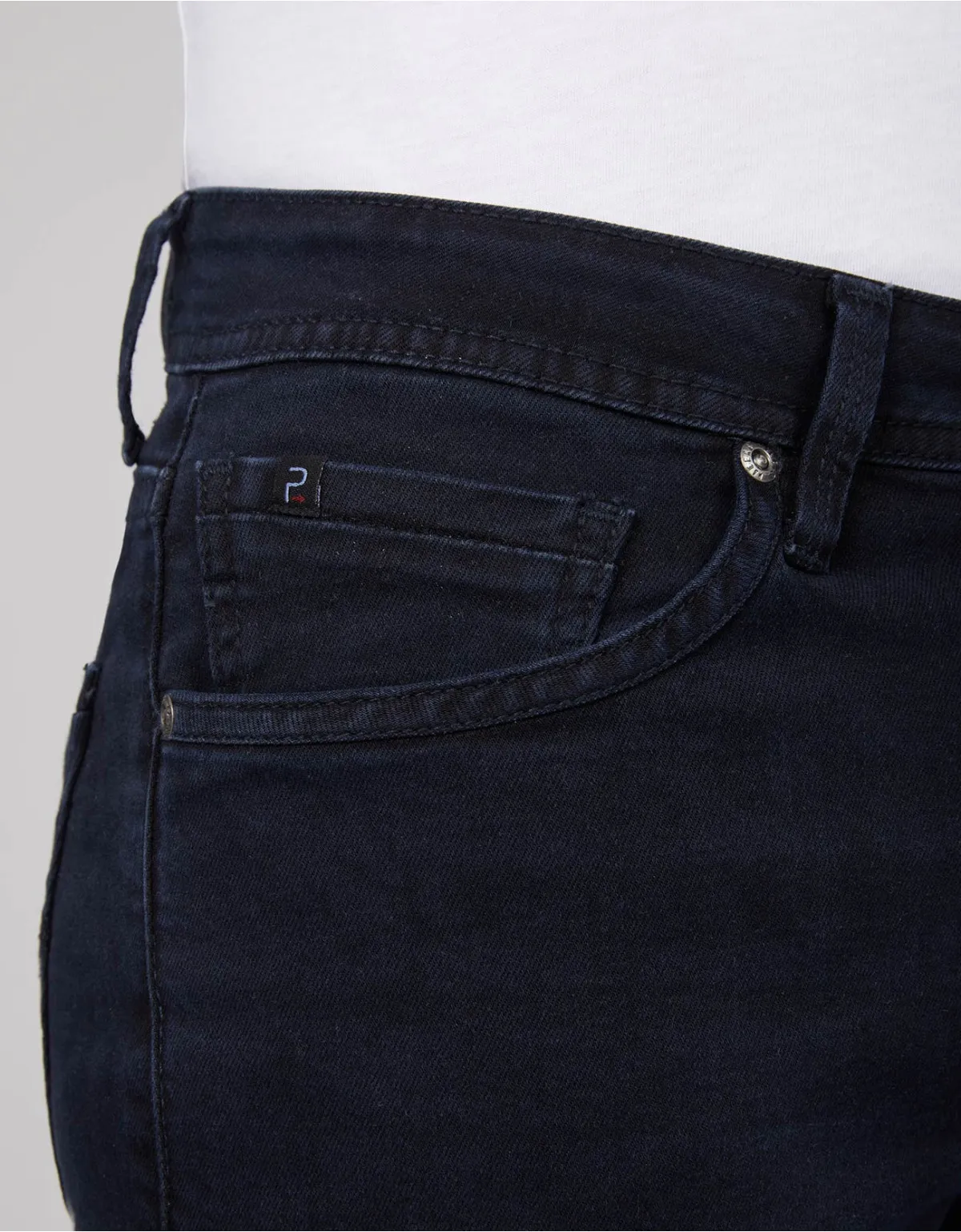 Jean ultra skinny negro