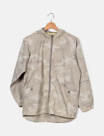 La Redoute Impermeable beige estampado