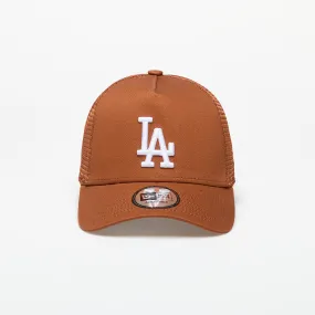 New Era Los Angeles Dodgers League Essential Trucker Cap