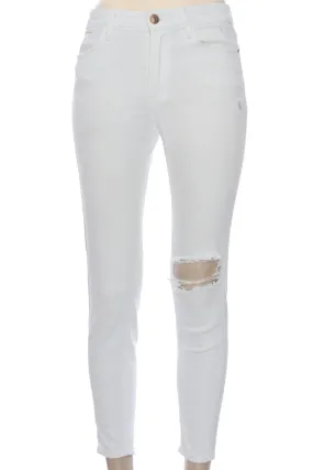 Pantalón color Blanco - Stradivarius