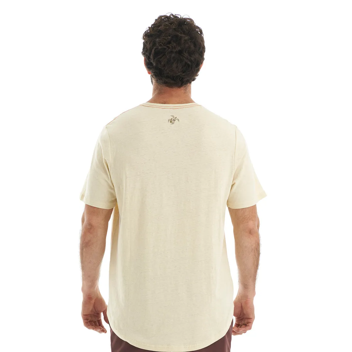 Polera Hombre Natural Camel Haka Honu