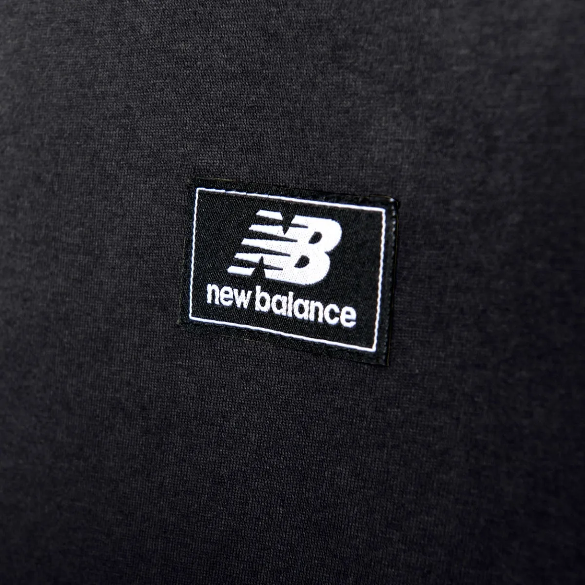 Polera Lifestyle Hombre New Balance Negra