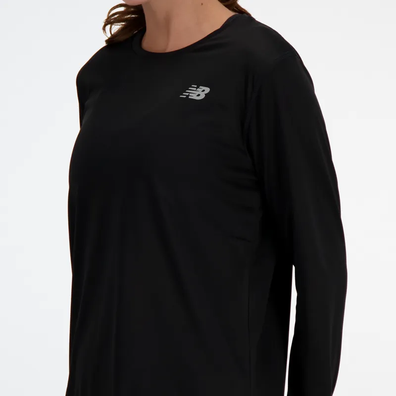 Polera Manga Larga Running Mujer New Balance Sport Essentials Negra