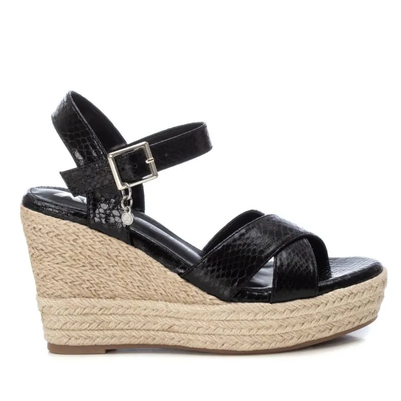 Sandalia de mujer XTI 142750 Negro