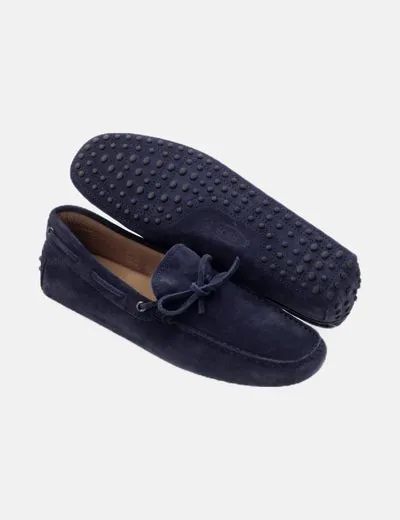 Tod's Mocasín ante azul marino