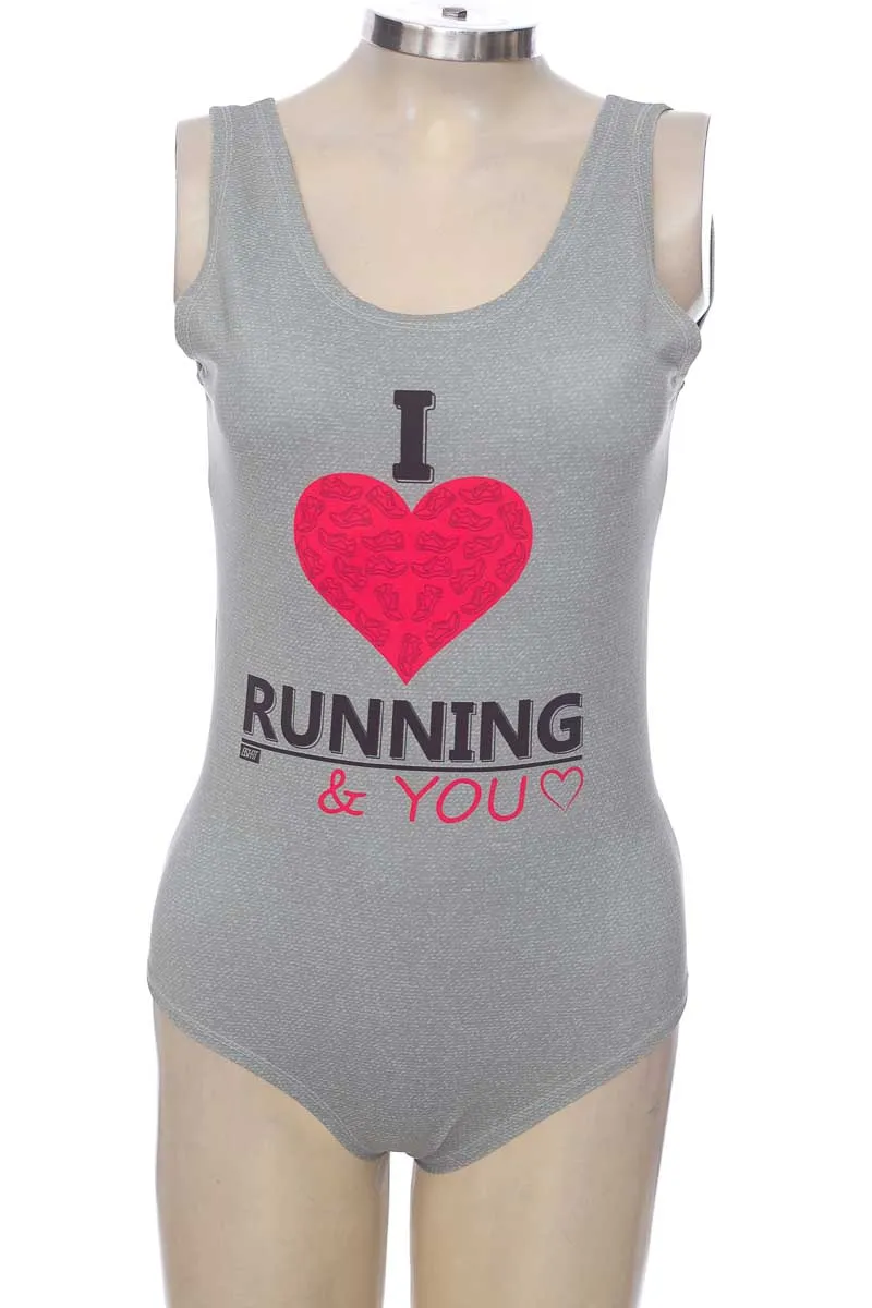 Top / Camiseta color Gris - Running