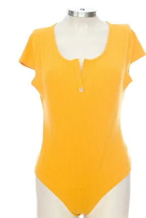 Top / Camiseta color Mostaza - New fashion