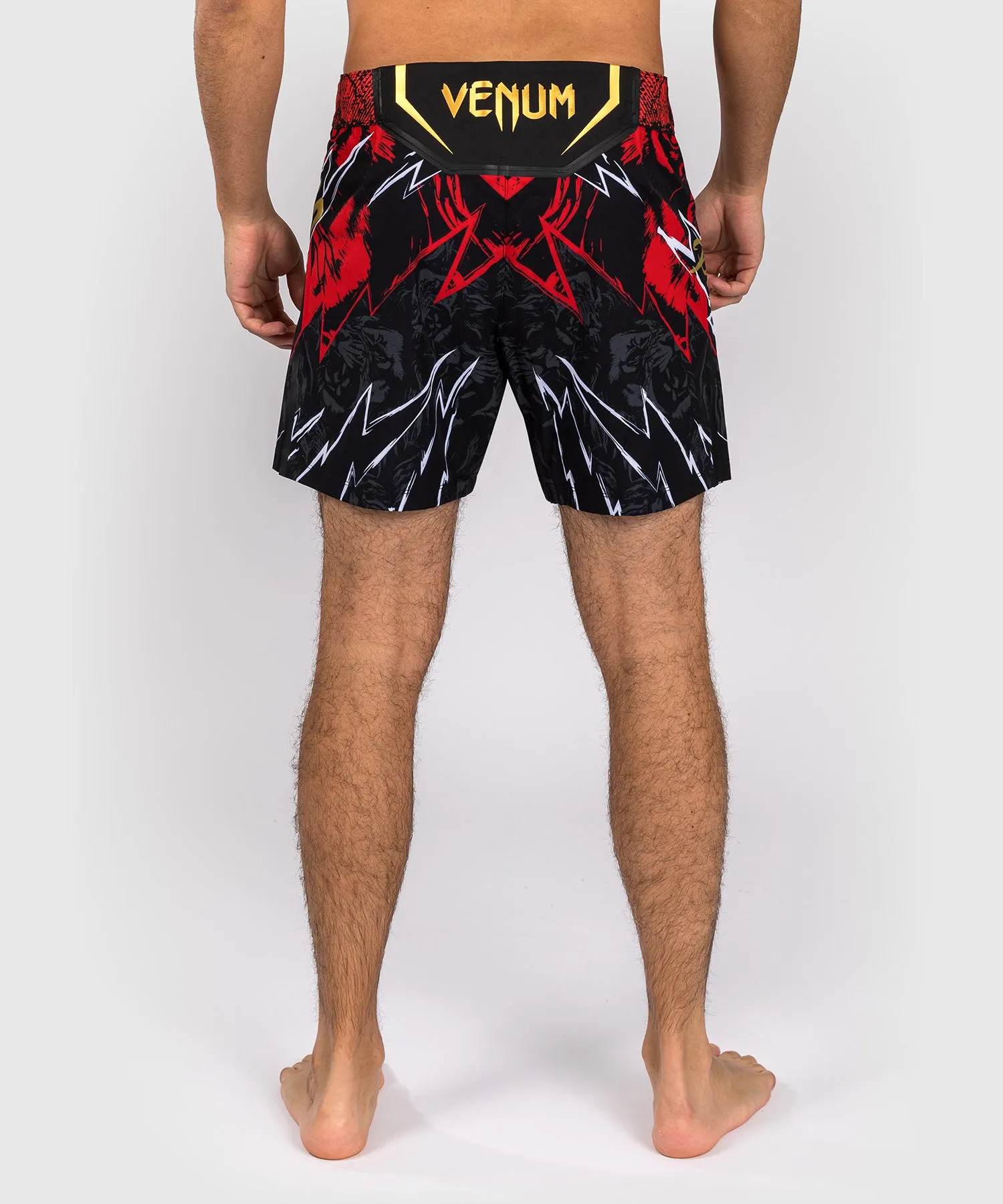 UFC Unrivaled by Venum Jon Jones Pantalones Cortos de Lucha para Unisex - Rojo