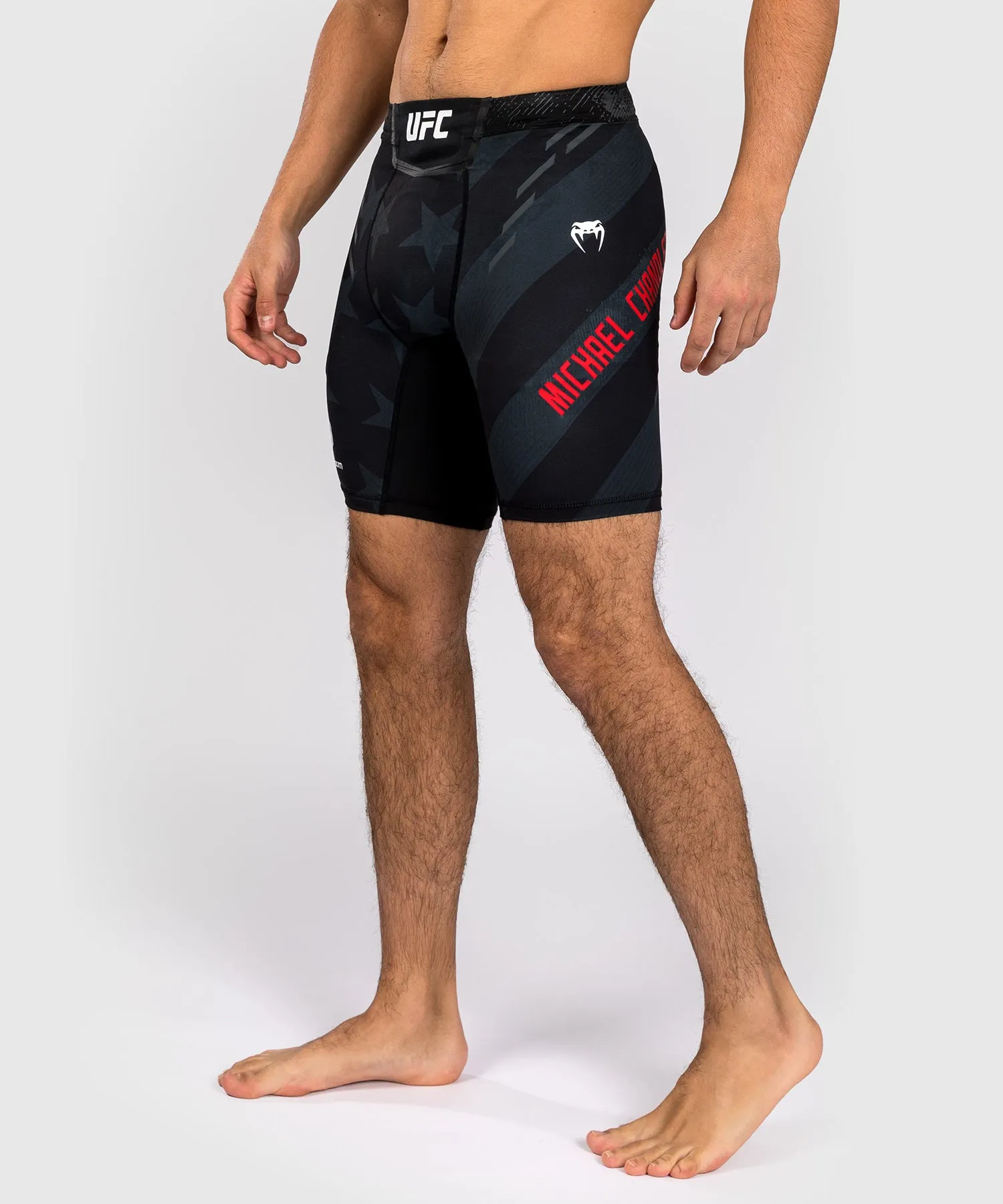 UFC Unrivaled by Venum Michael Chandler Pantalones Cortos de Vale Tudo para Unisex - Negro