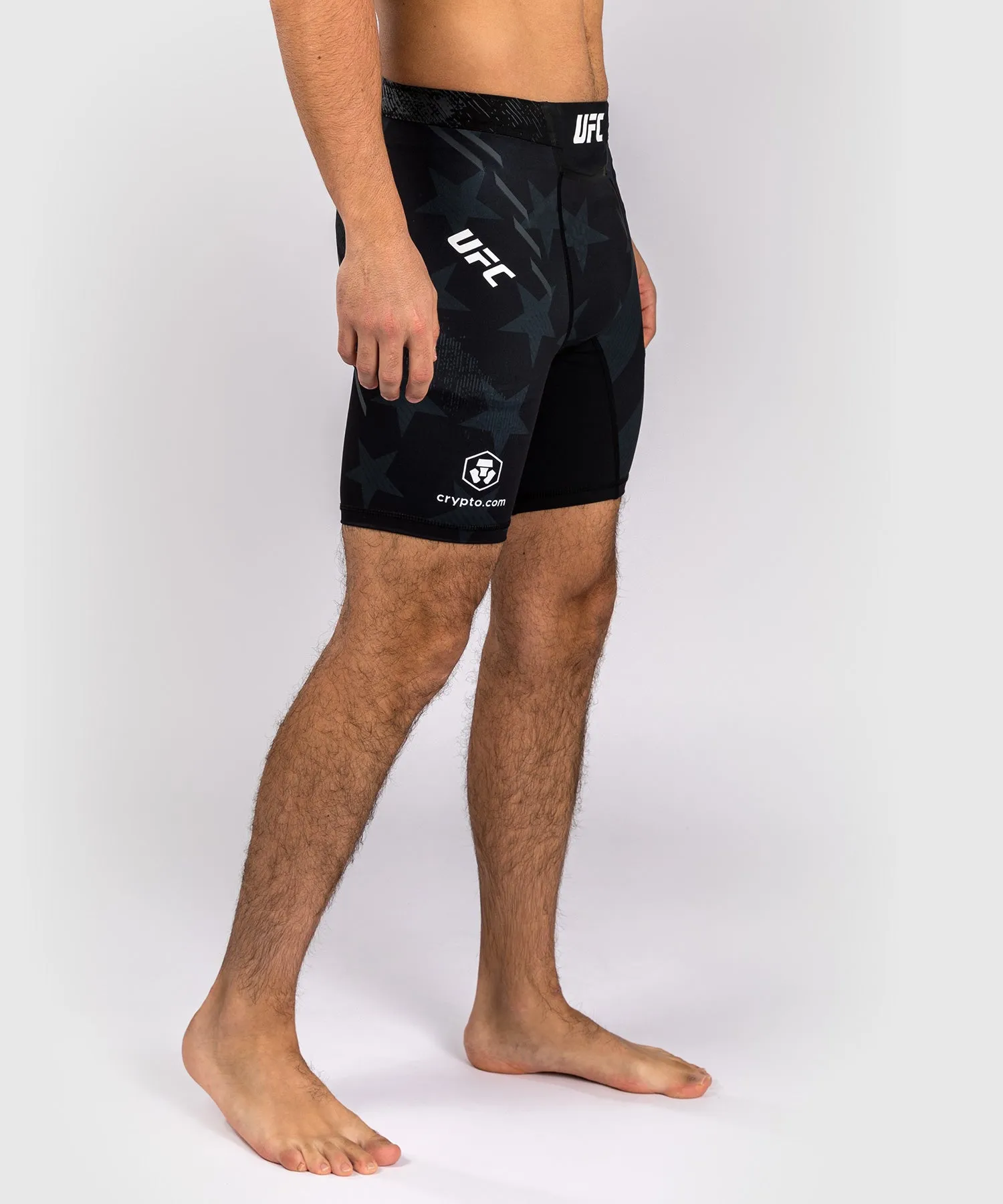 UFC Unrivaled by Venum Michael Chandler Pantalones Cortos de Vale Tudo para Unisex - Negro