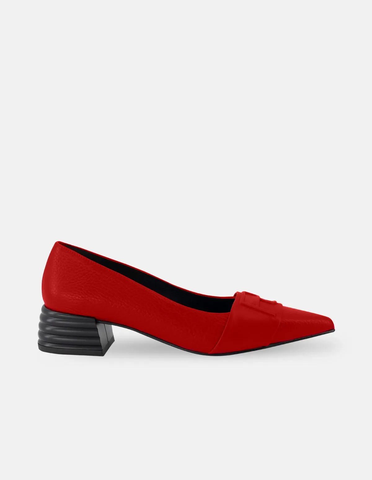 Zapatilla de piel napa color rojo con detalle Pd para mujer