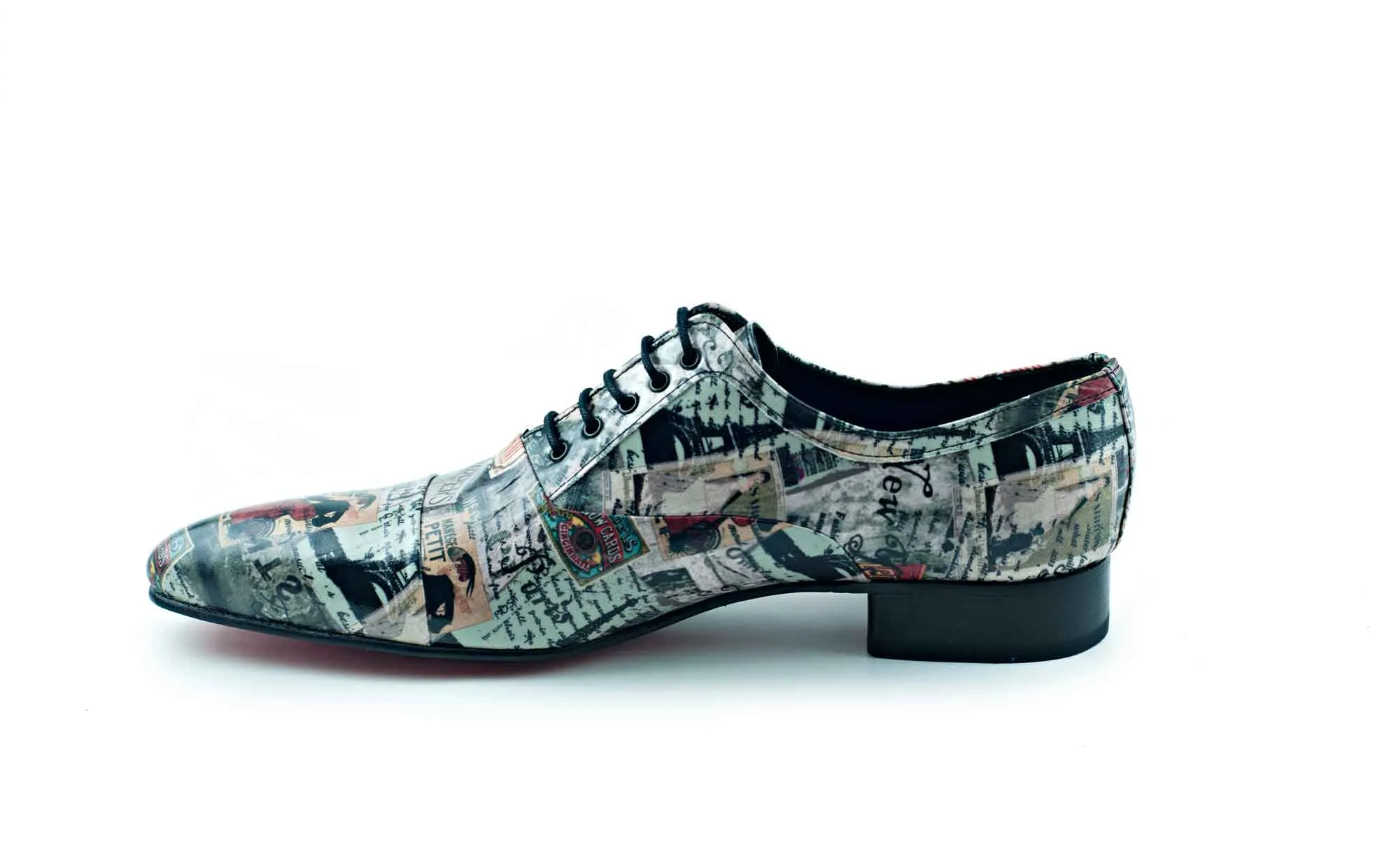 Zapato modelo Harper, fabricado en patchwork vintage.