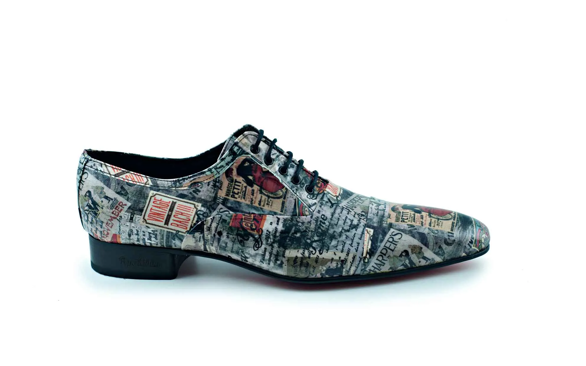 Zapato modelo Harper, fabricado en patchwork vintage.